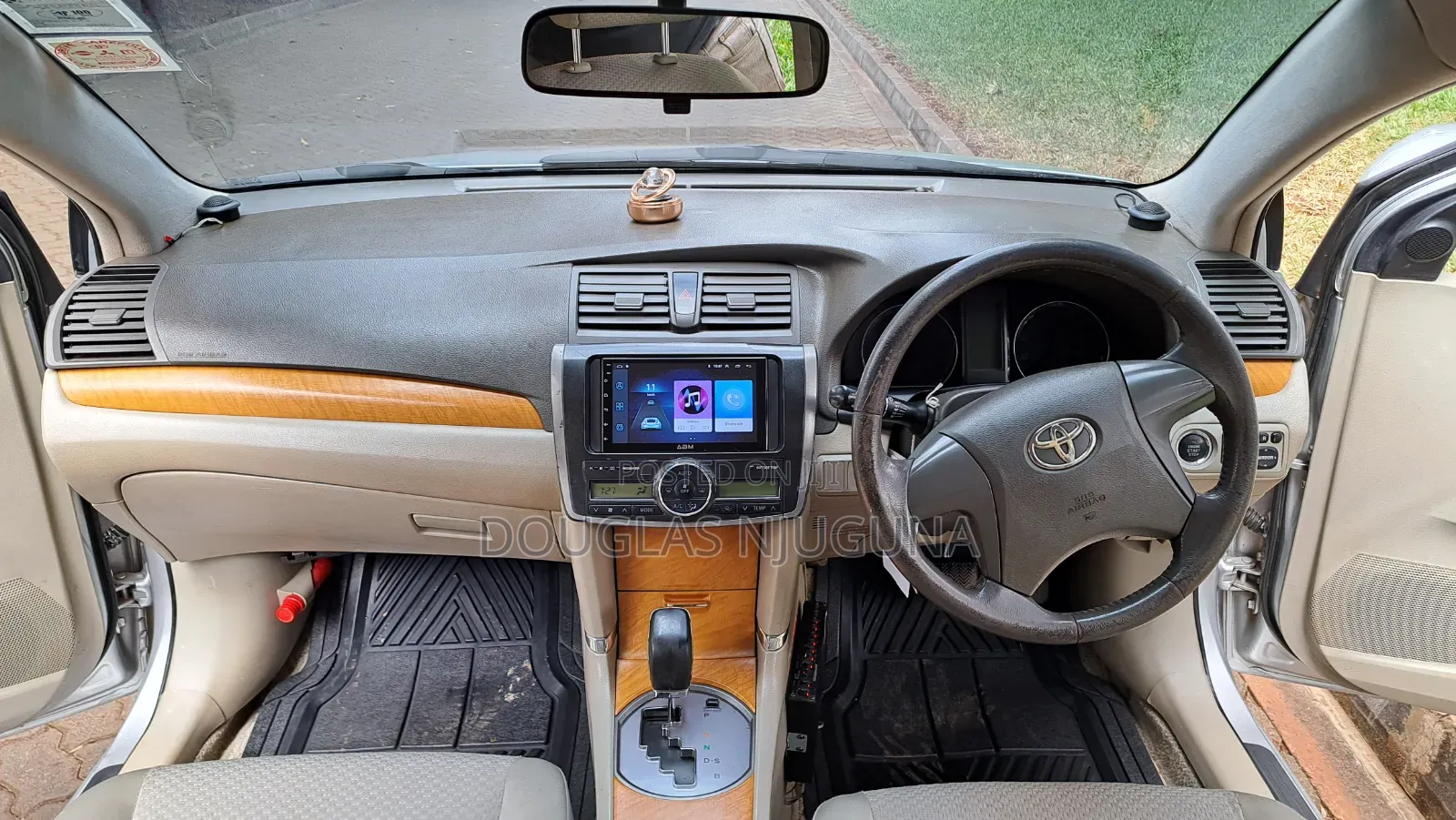 Toyota Premio 2009 Silver