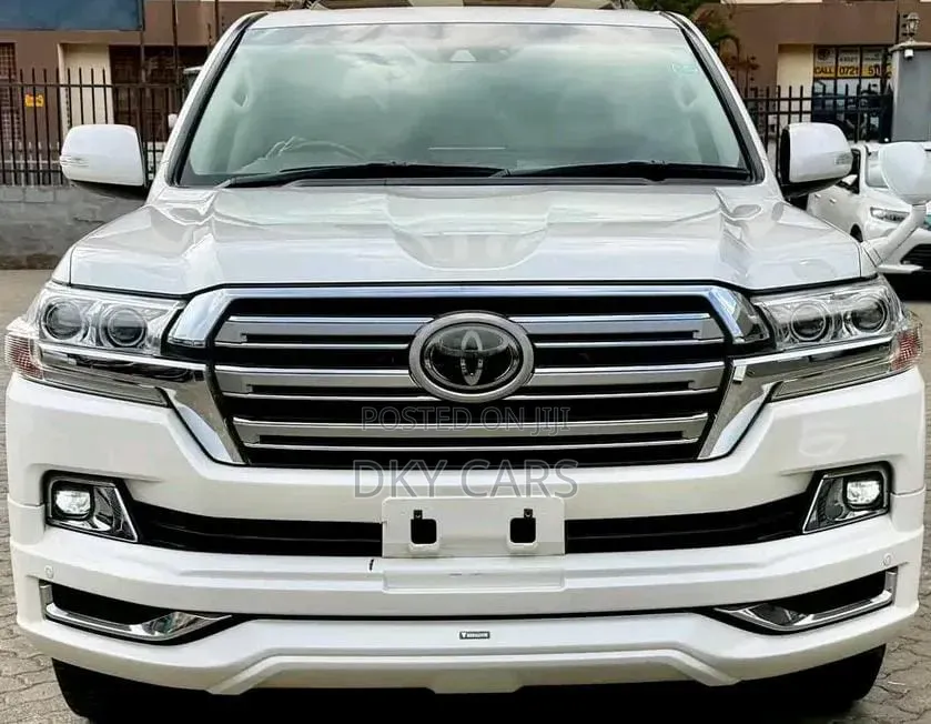Toyota Land Cruiser 2019 Pearl