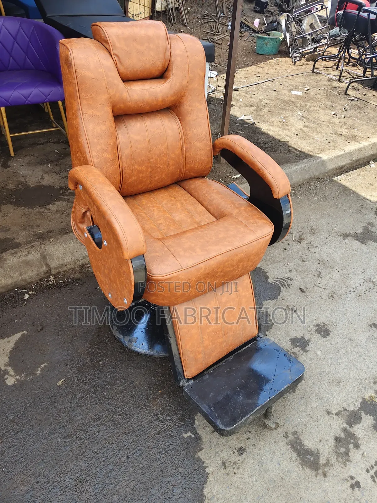 Adjustable Barber Seats