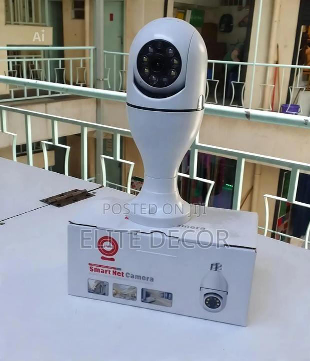 360° WiFi Panorama Bulb Security Camera With Night Vision - main view
