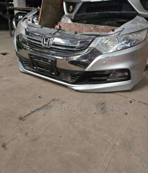 Honda Insight Nosecut