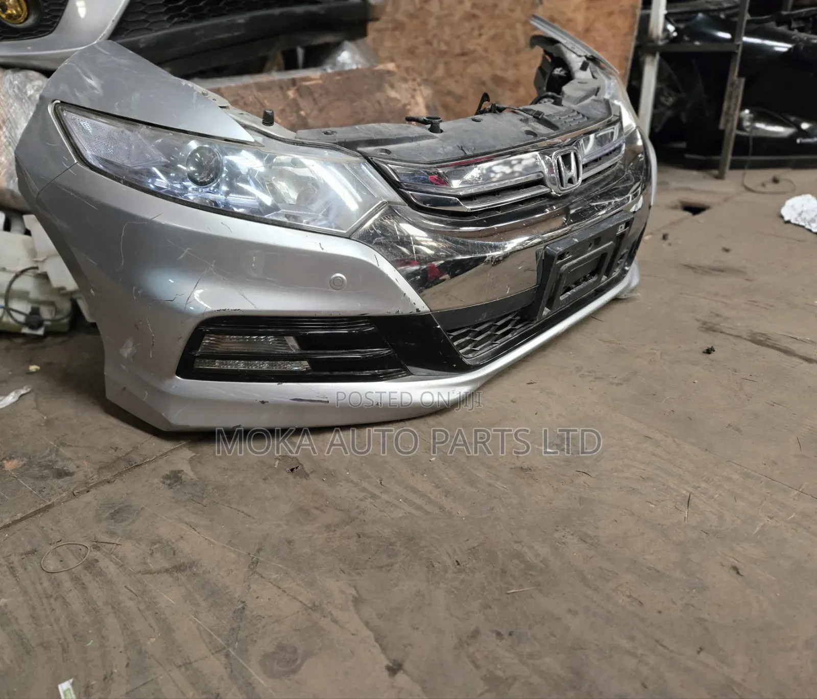 Honda Insight Nosecut