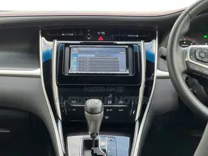 Toyota Harrier 2.0 Turbo 2019 Pearl