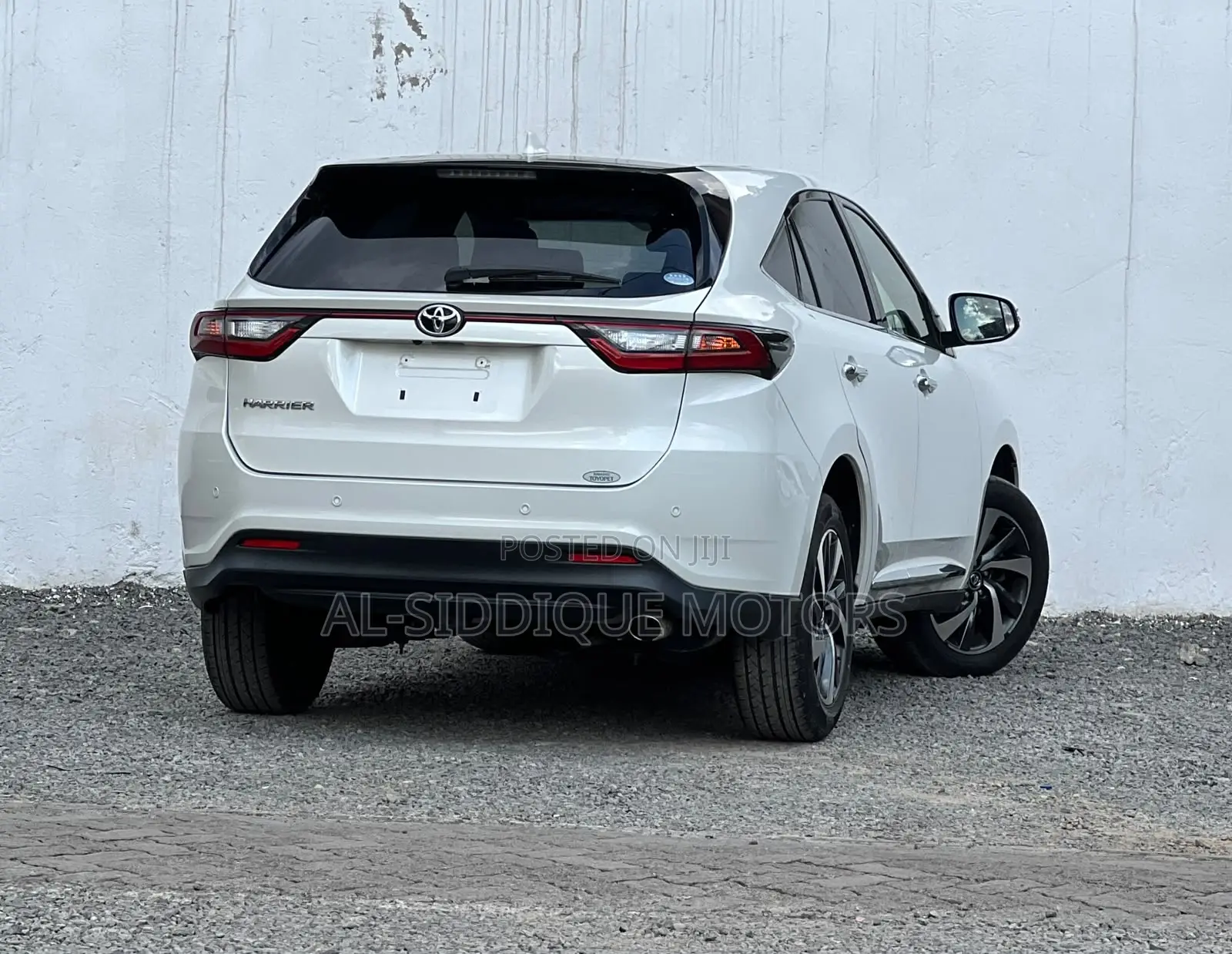 Toyota Harrier 2.0 Turbo 2019 Pearl