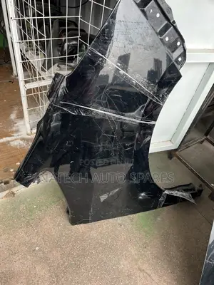Toyota Noah Fender (2015-2018)