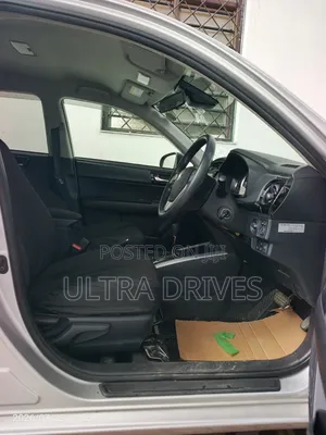 Toyota Corolla Fielder 2019 Silver
