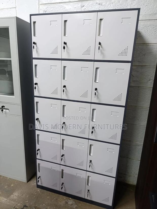 15-Doors Metal Locker Cabinet - thumbnail 2