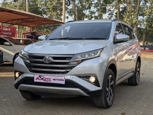 Toyota Rush 2022 Silver