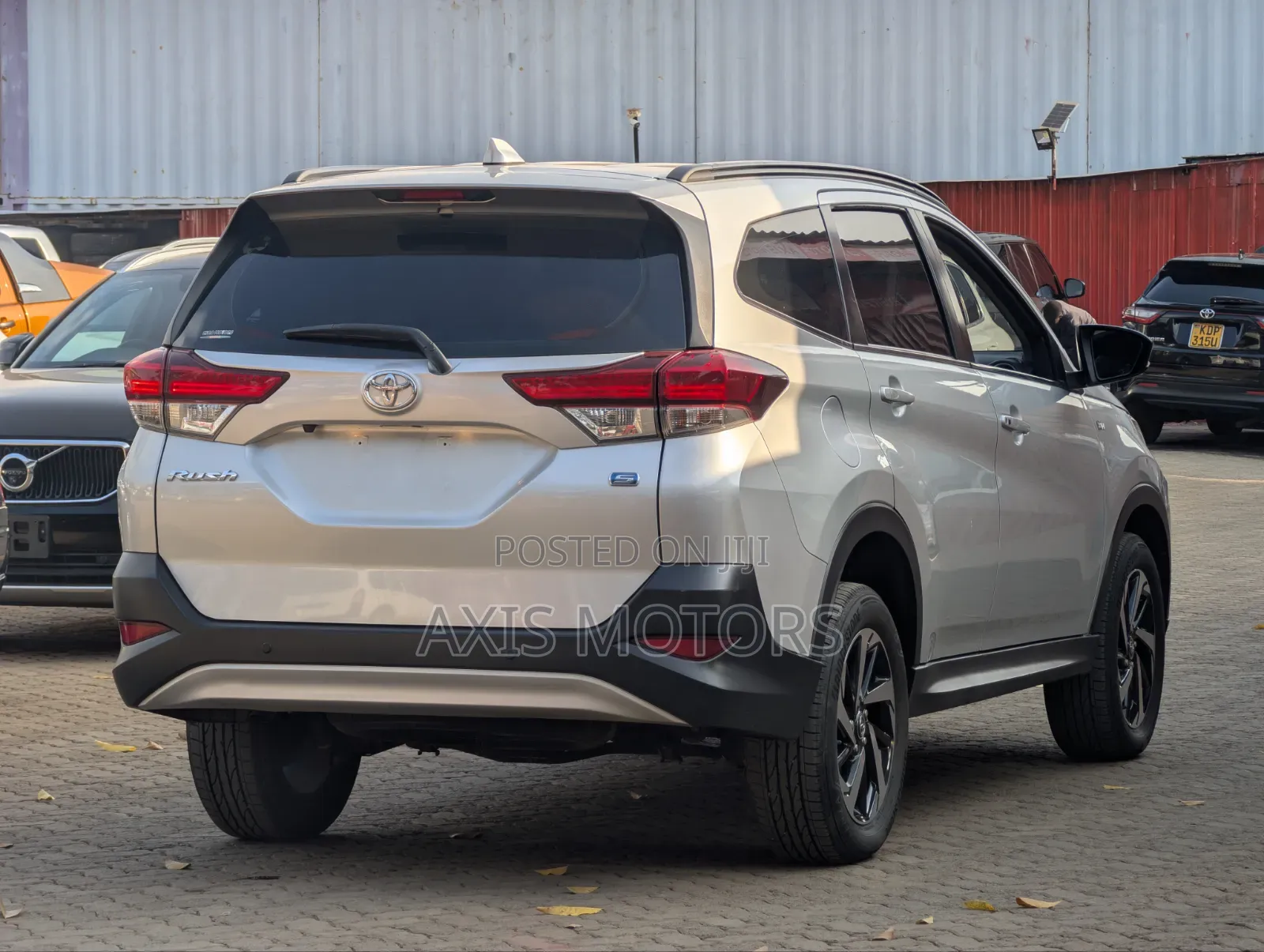 Toyota Rush 2022 Silver