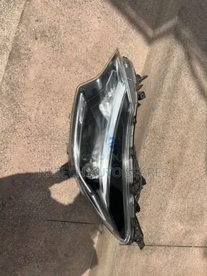Nissan Note Headlight (B) 2015