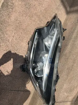 Nissan Note Headlight (B) 2015