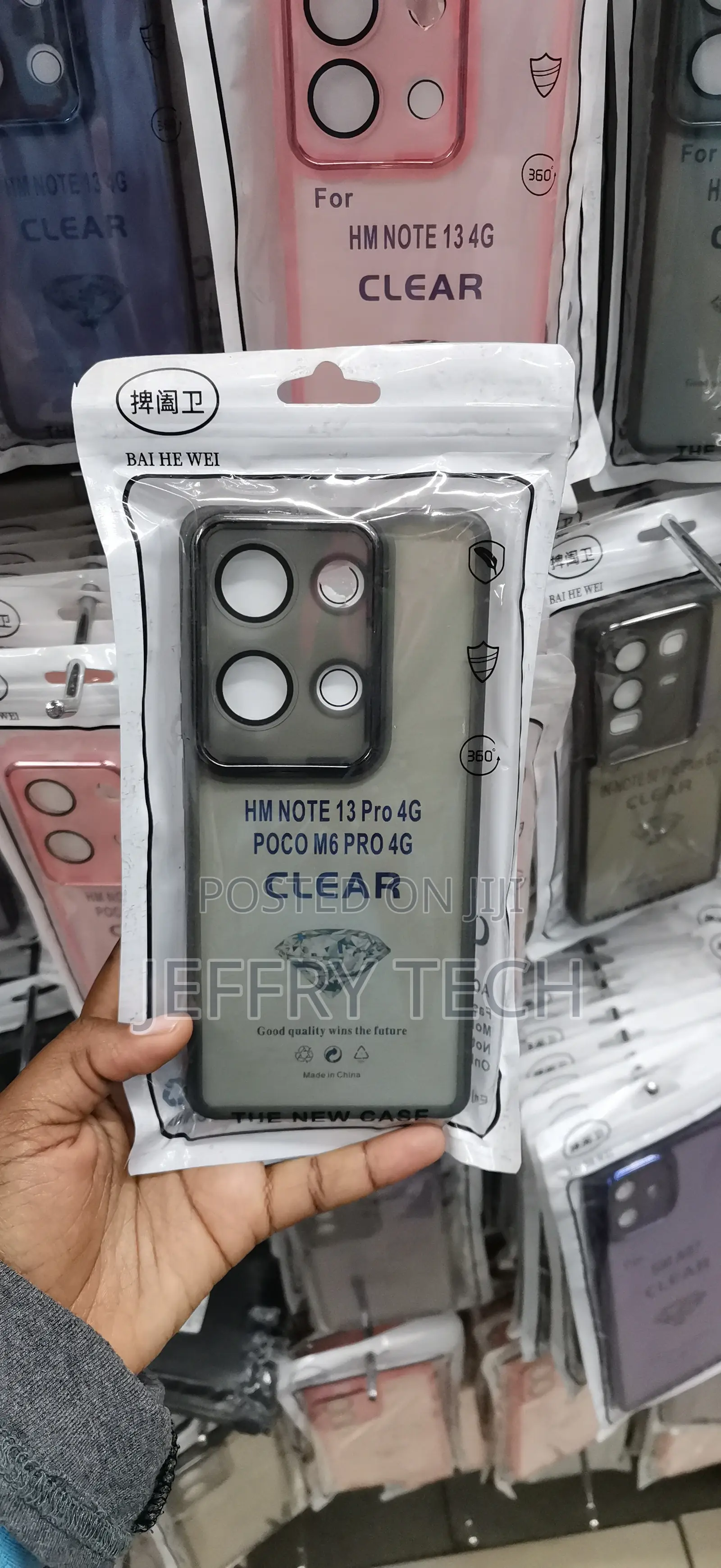 Redmi Note 13 Pro Clear Case Adorned With a Distinct Diamond Graphic