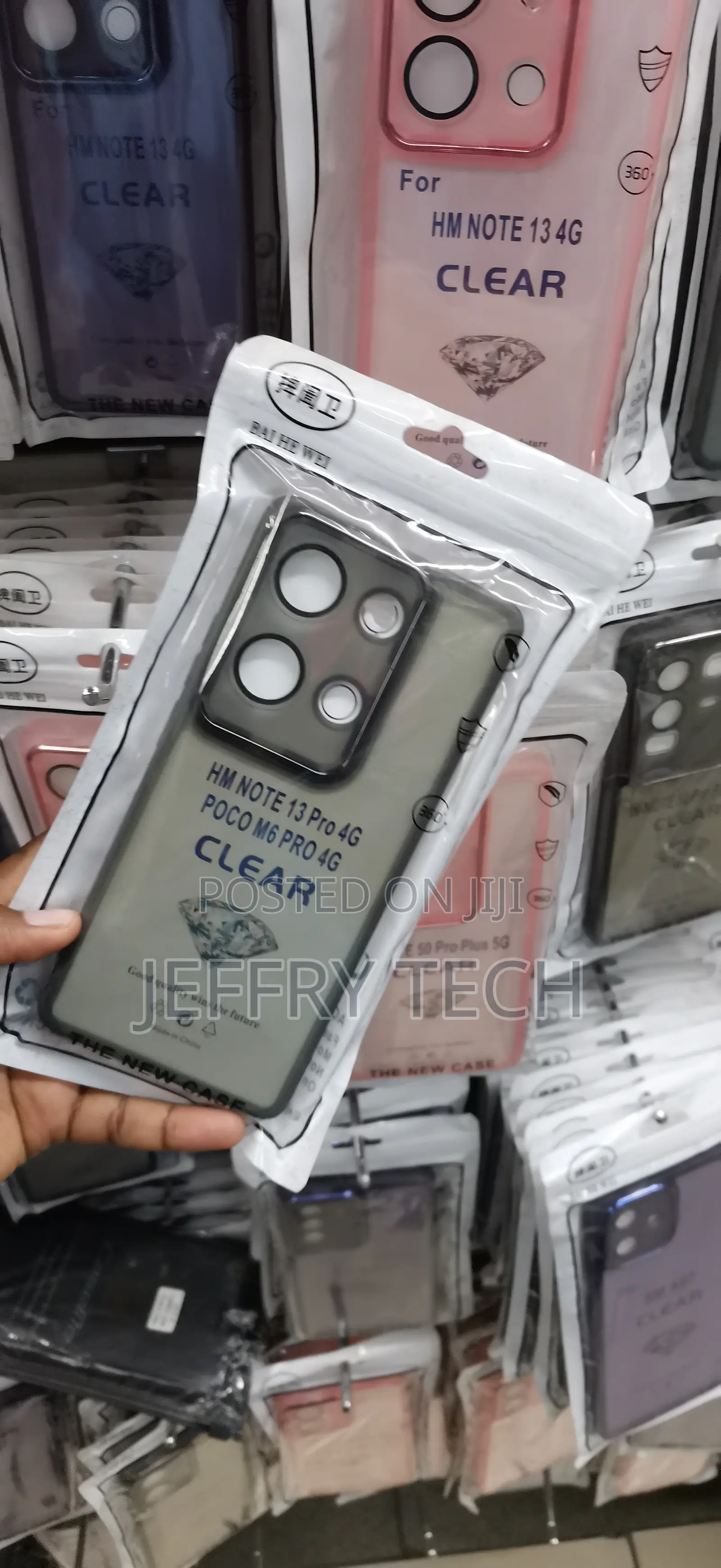 Redmi Note 13 Pro Clear Case Adorned With a Distinct Diamond Graphic