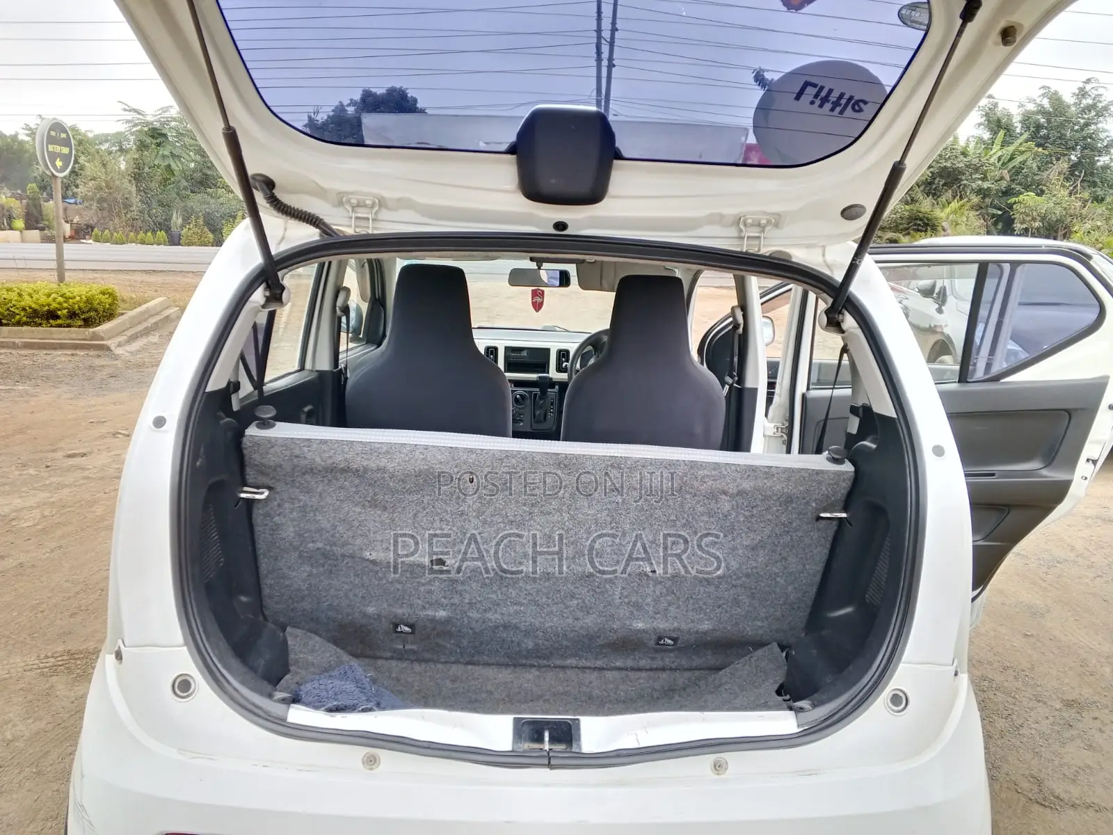 Suzuki Alto 2015 White
