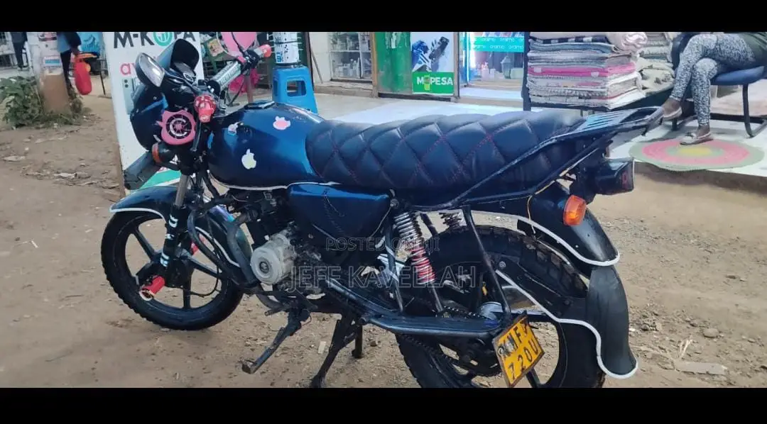Bajaj Boxer 150 UG 2022 Black