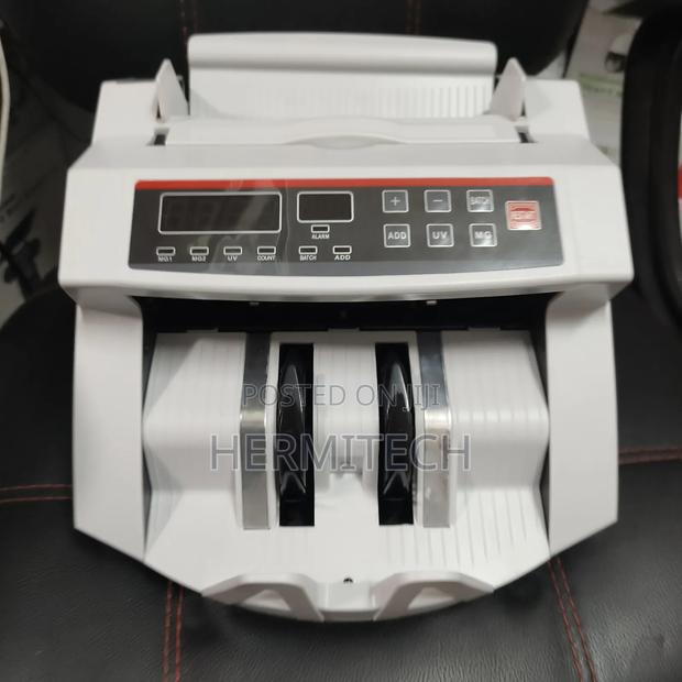 Multifunctional High Quality Bill Counter Machine UV MG Detection - main view
