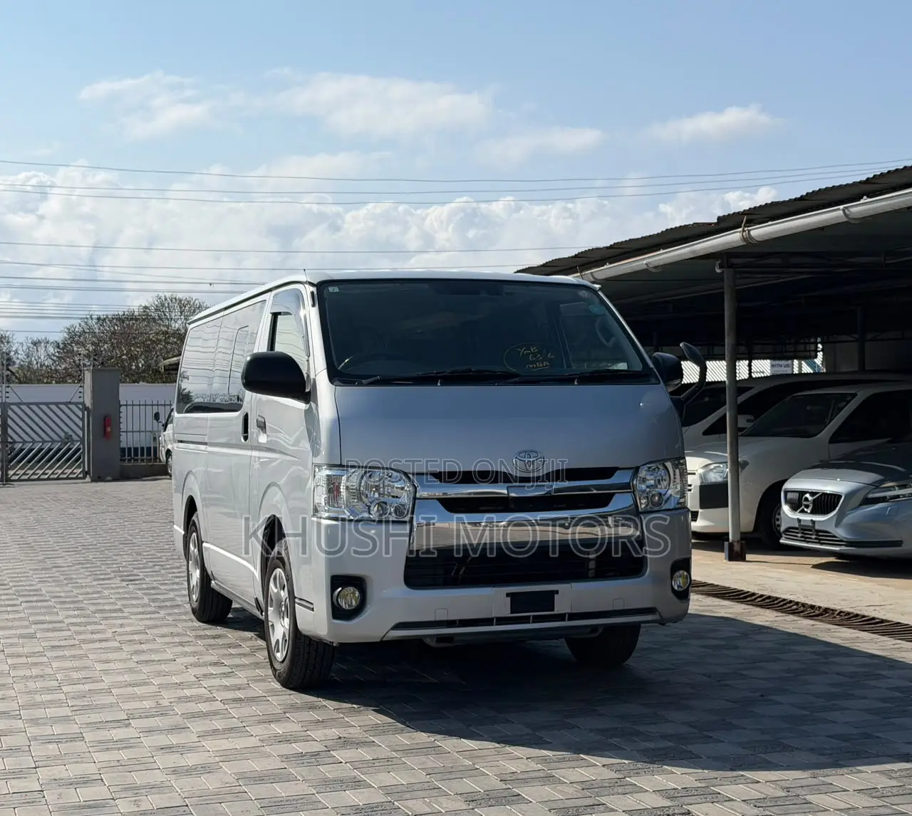 Toyota HiAce 2019 Silver