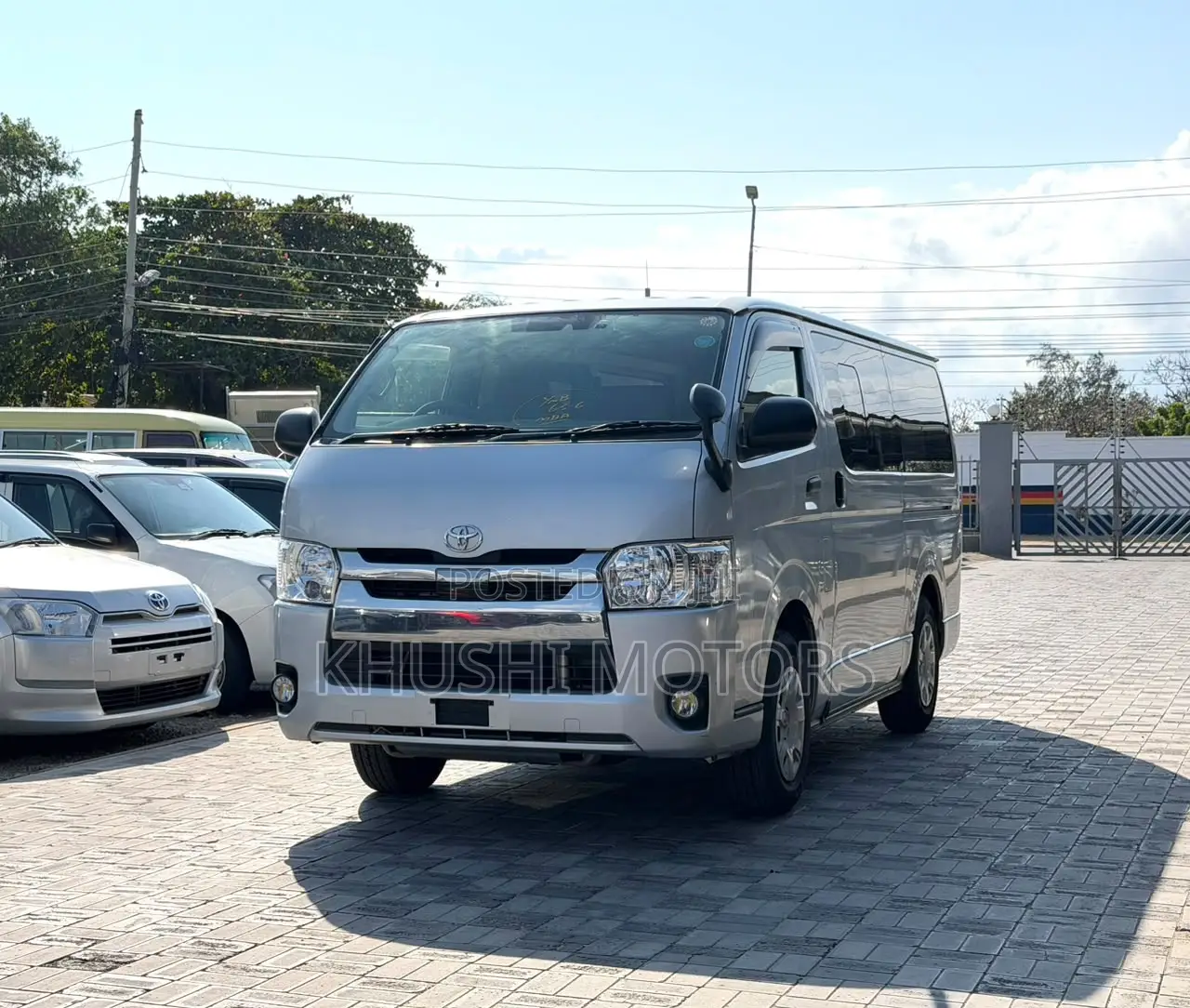Toyota HiAce 2019 Silver