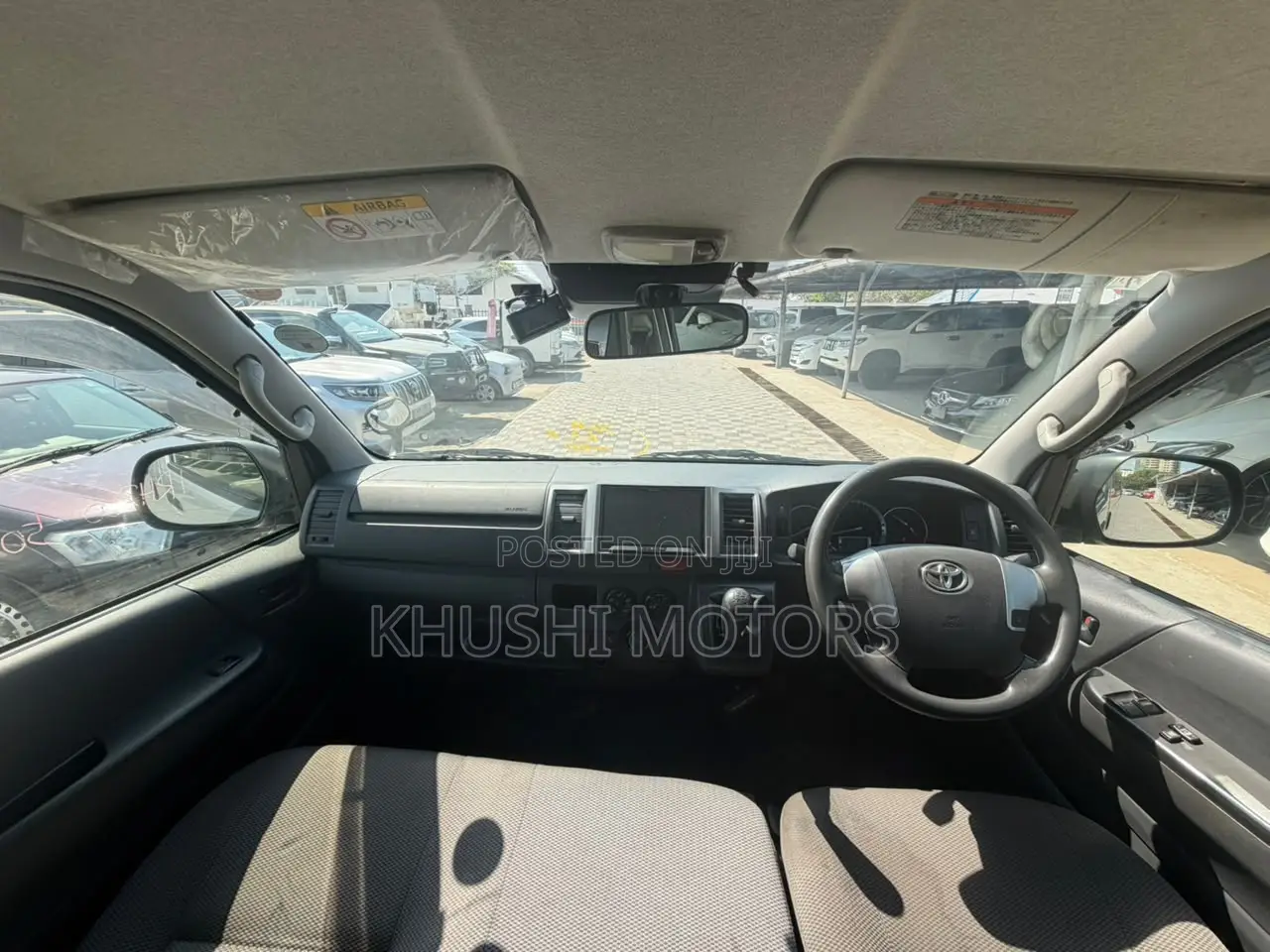 Toyota HiAce 2019 Silver