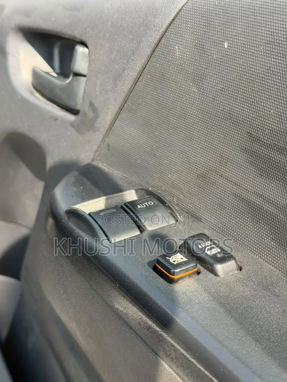 Toyota HiAce 2019 Silver