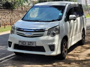 Toyota Noah 2012 White