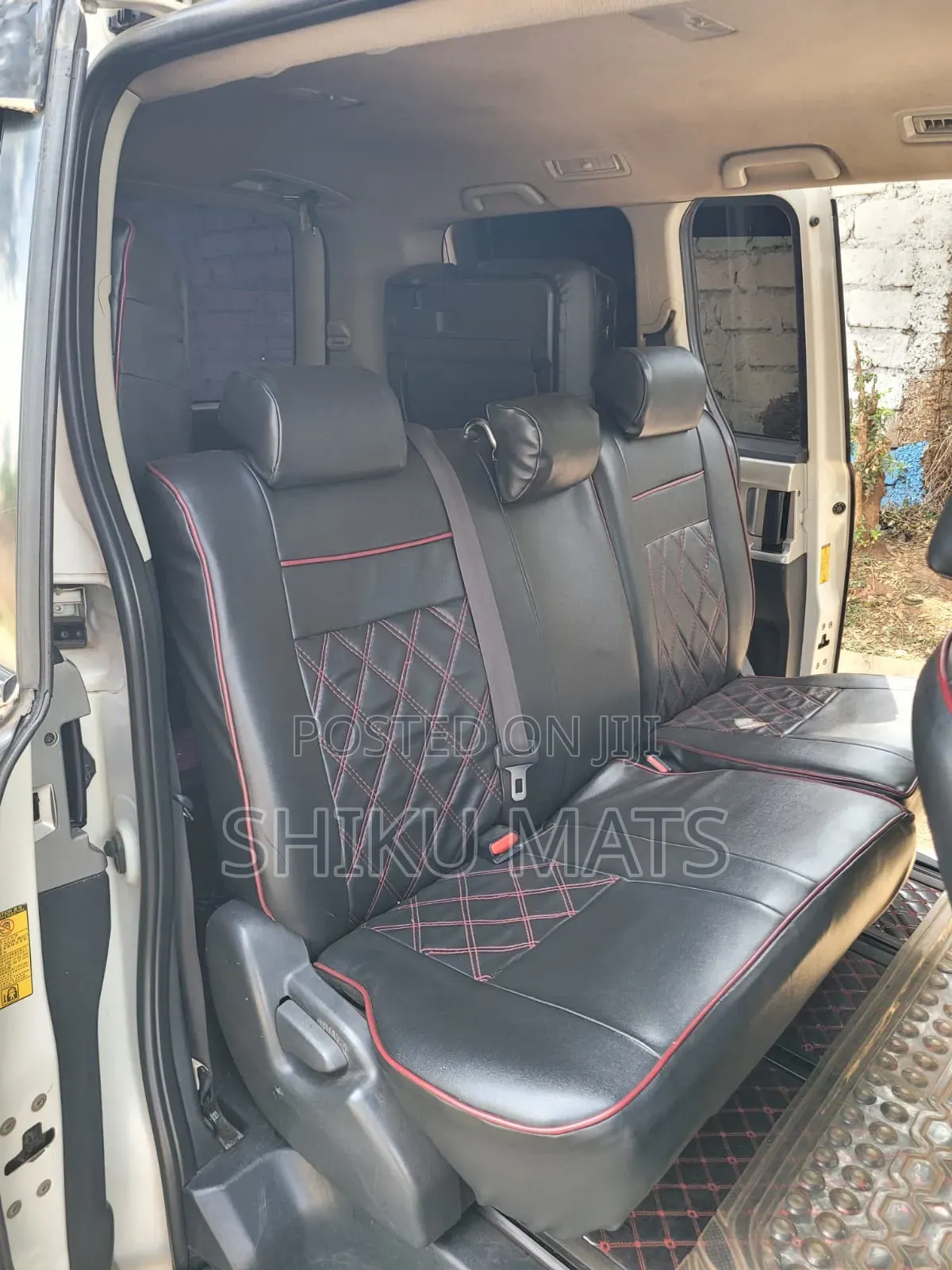 Toyota Noah 2012 White