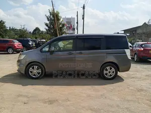 Honda Stepwgn 2014 Gray