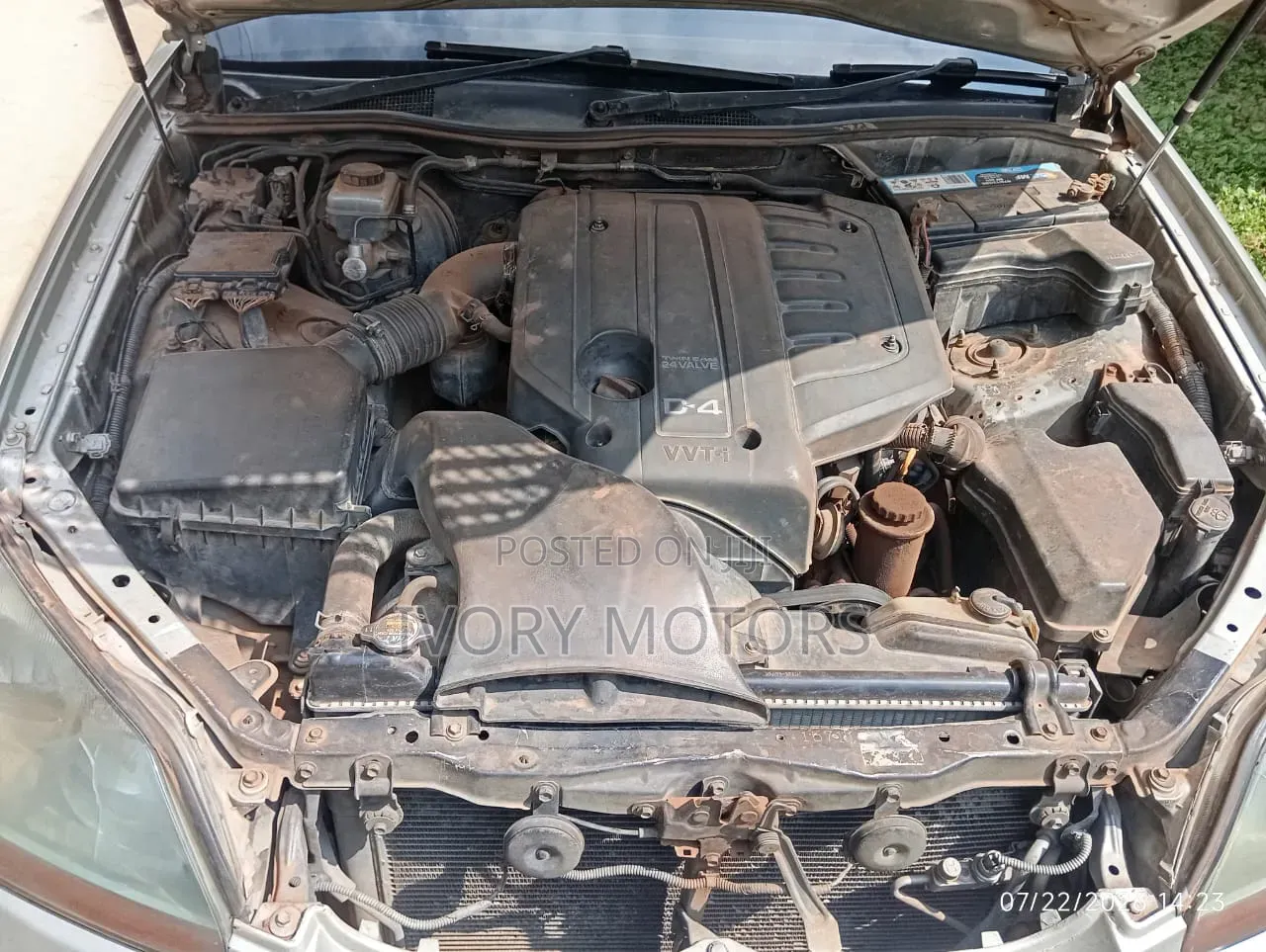 Toyota Mark II 2004 Silver