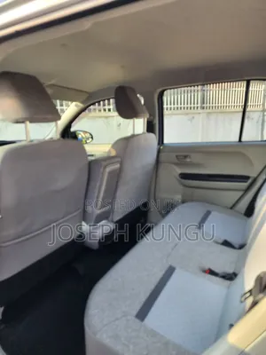Toyota Passo 2019 Silver