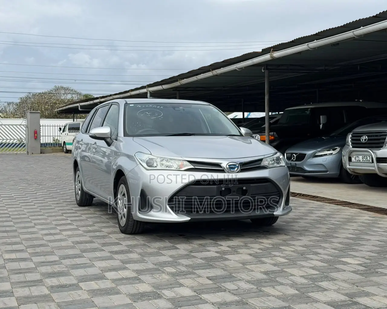 Toyota Corolla Fielder 2020 Silver