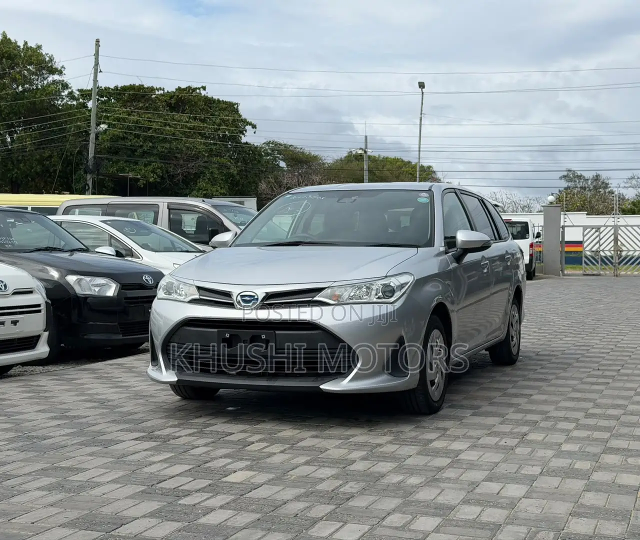 Toyota Corolla Fielder 2020 Silver