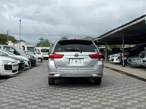 Toyota Corolla Fielder 2020 Silver