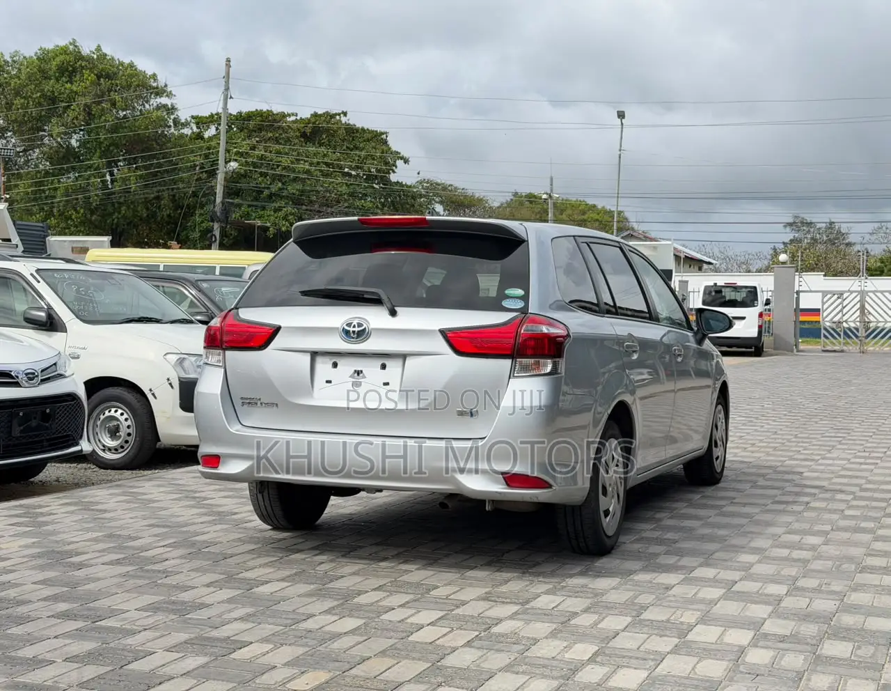 Toyota Corolla Fielder 2020 Silver