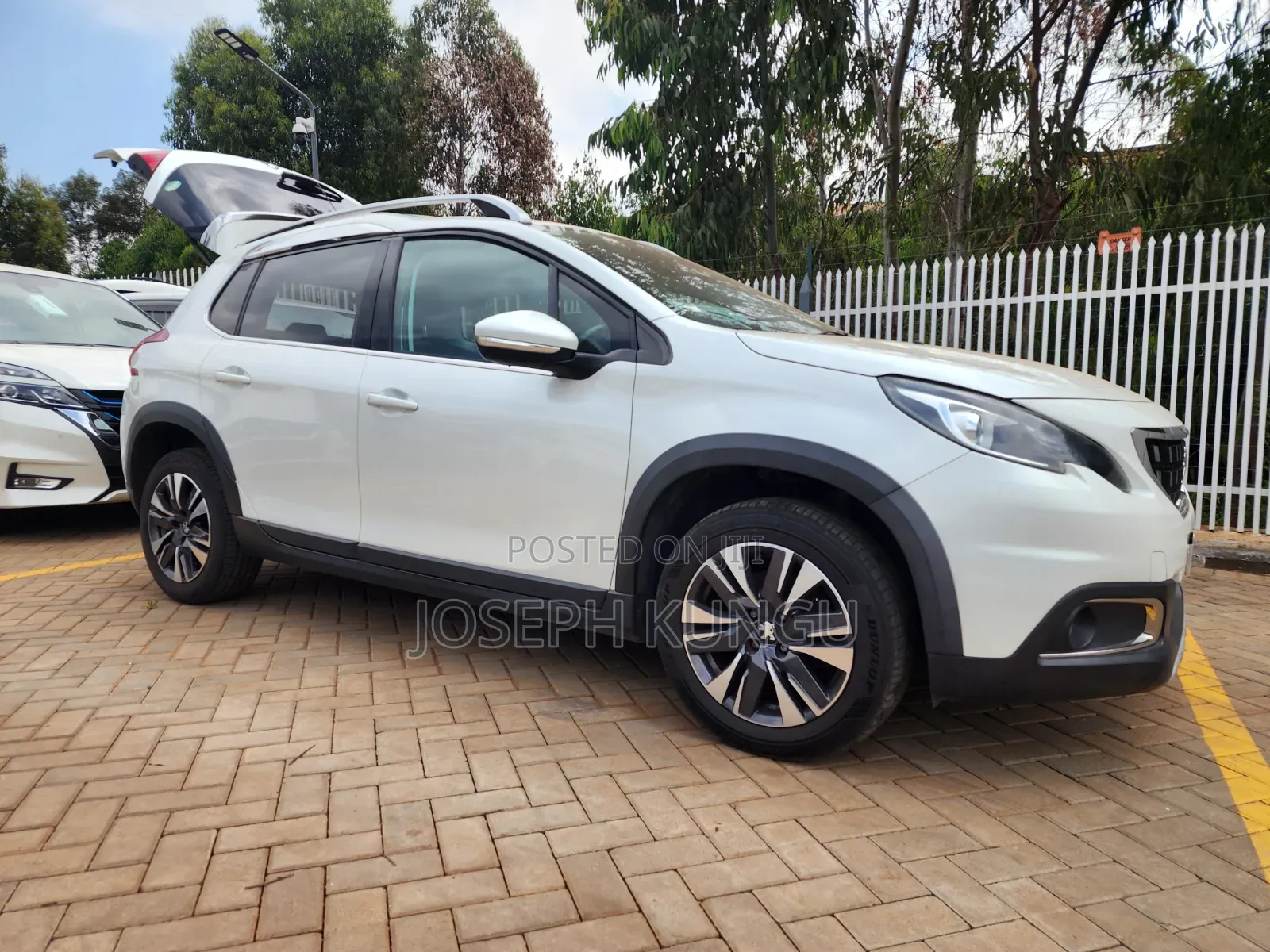 Peugeot 2008 2018 White