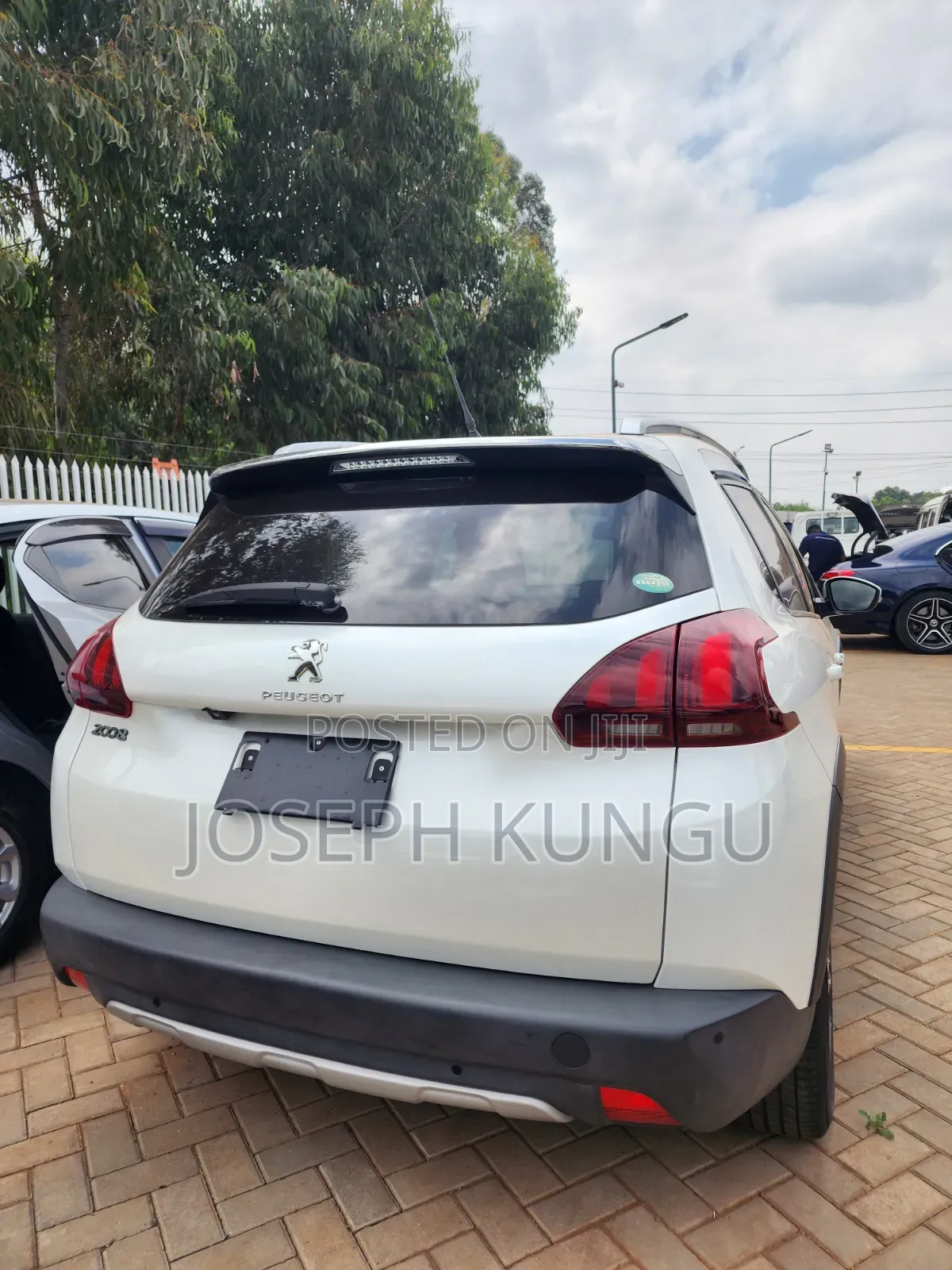 Peugeot 2008 2018 White