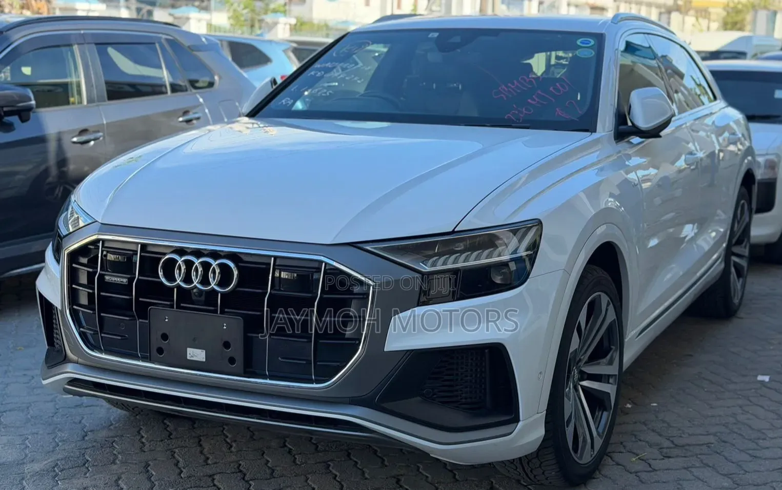 Audi Q8 55 Premium AWD quattro 2020 Pearl