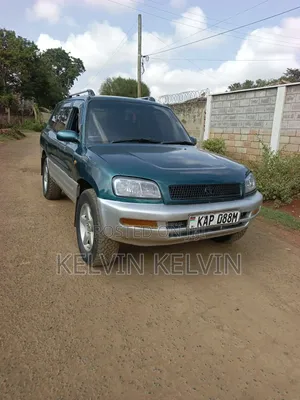 Toyota RAV4 1995 Green