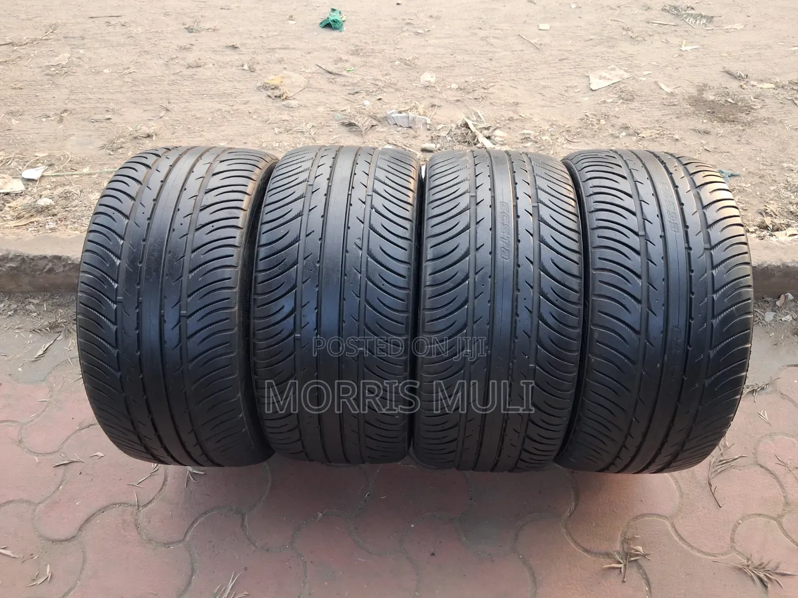 255/35r18 Kumho