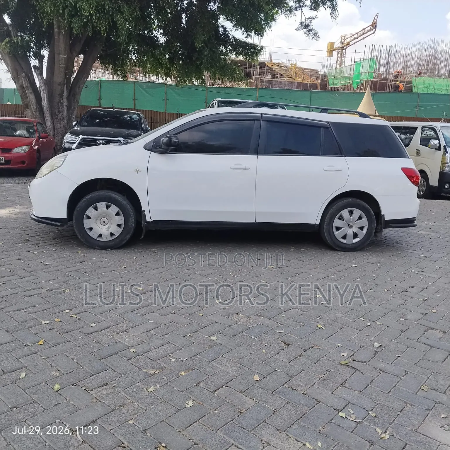 Nissan Wingroad 2013 White
