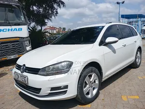 Volkswagen Golf 2016 White