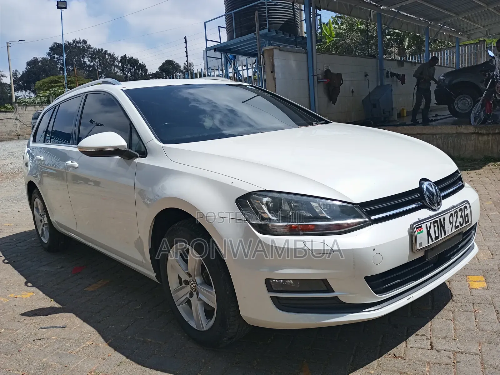 Volkswagen Golf 2016 White