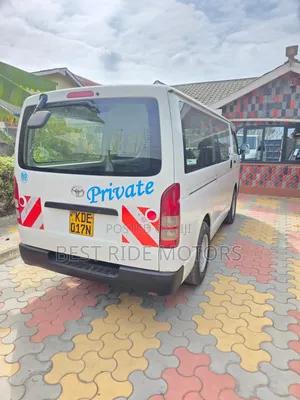 Toyota HiAce 2014 White