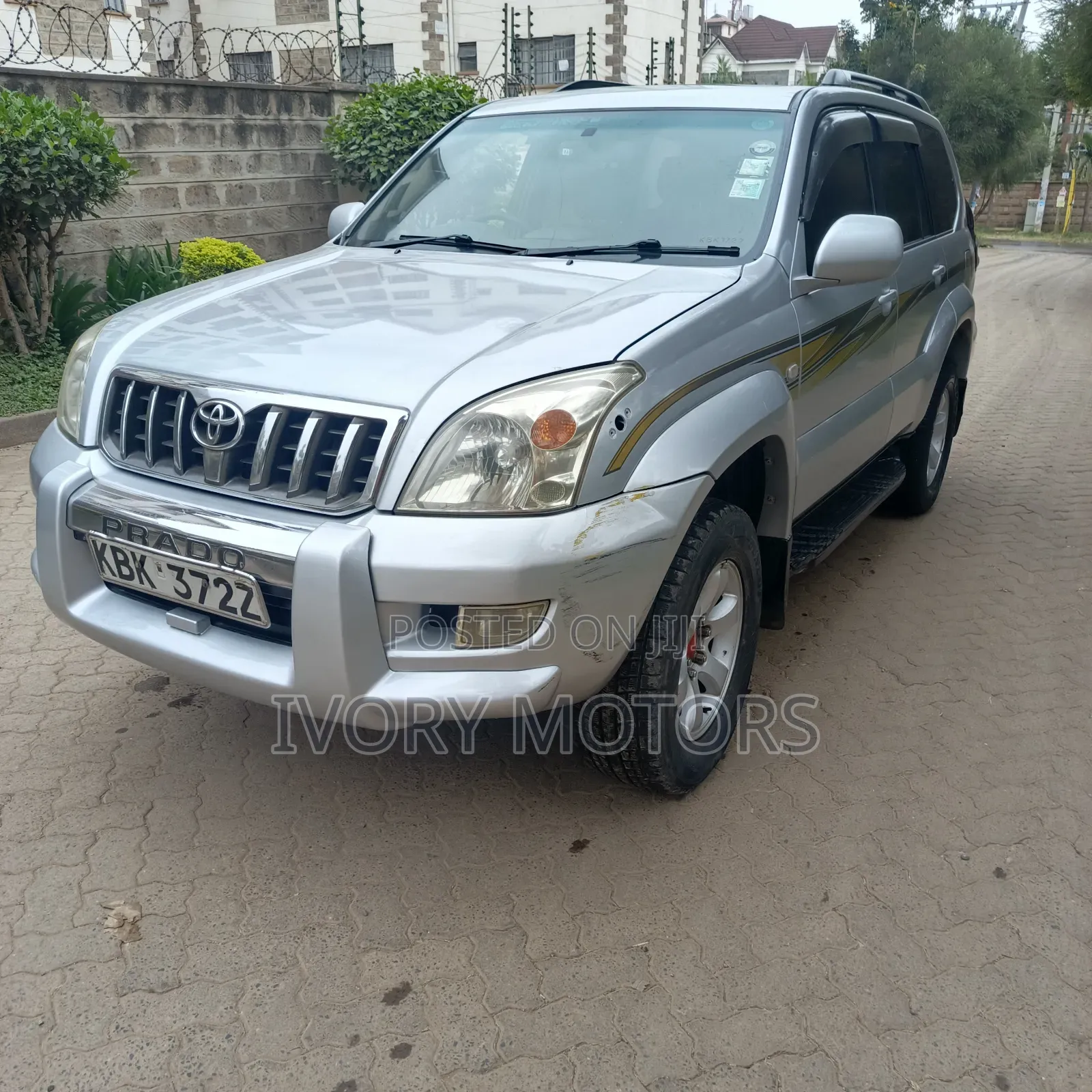 Toyota Land Cruiser Prado 2004 Silver