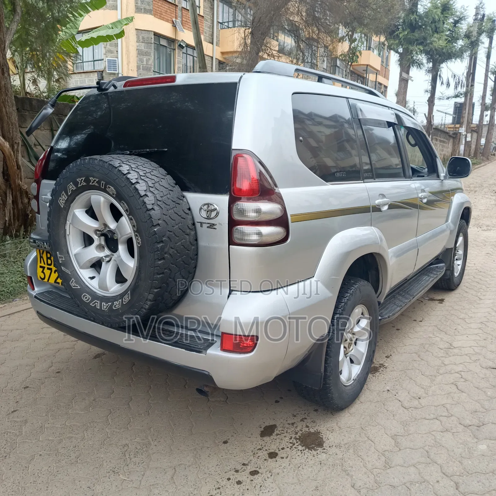 Toyota Land Cruiser Prado 2004 Silver