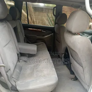 Toyota Land Cruiser Prado 2004 Silver