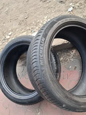 275/40r19 Michelin