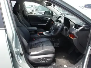 Toyota RAV4 2019 Green