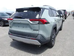 Toyota RAV4 2019 Green