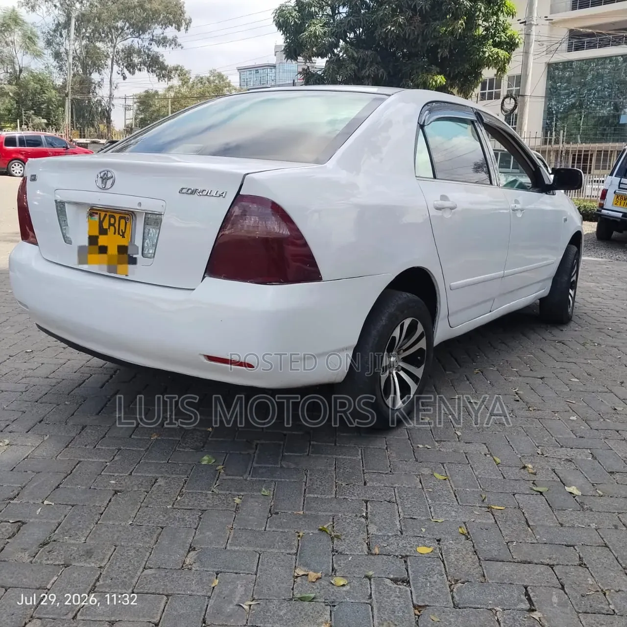 Toyota Corolla 2005 White