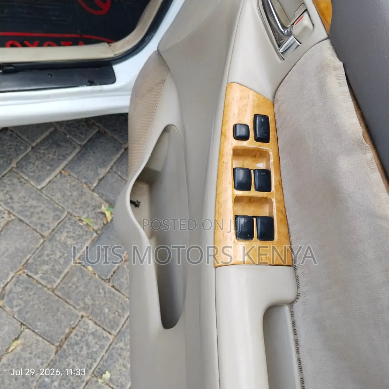 Toyota Corolla 2005 White